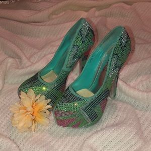 Mascotte size 6.5 Linda Heel